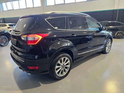 Ford Kuga 2.0 TDCI 150 CV S&S 4WD Powershift Vignale (7)