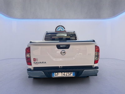 Nissan Navara 2.3 dCi 4WD Double Cab N-Connecta (5)