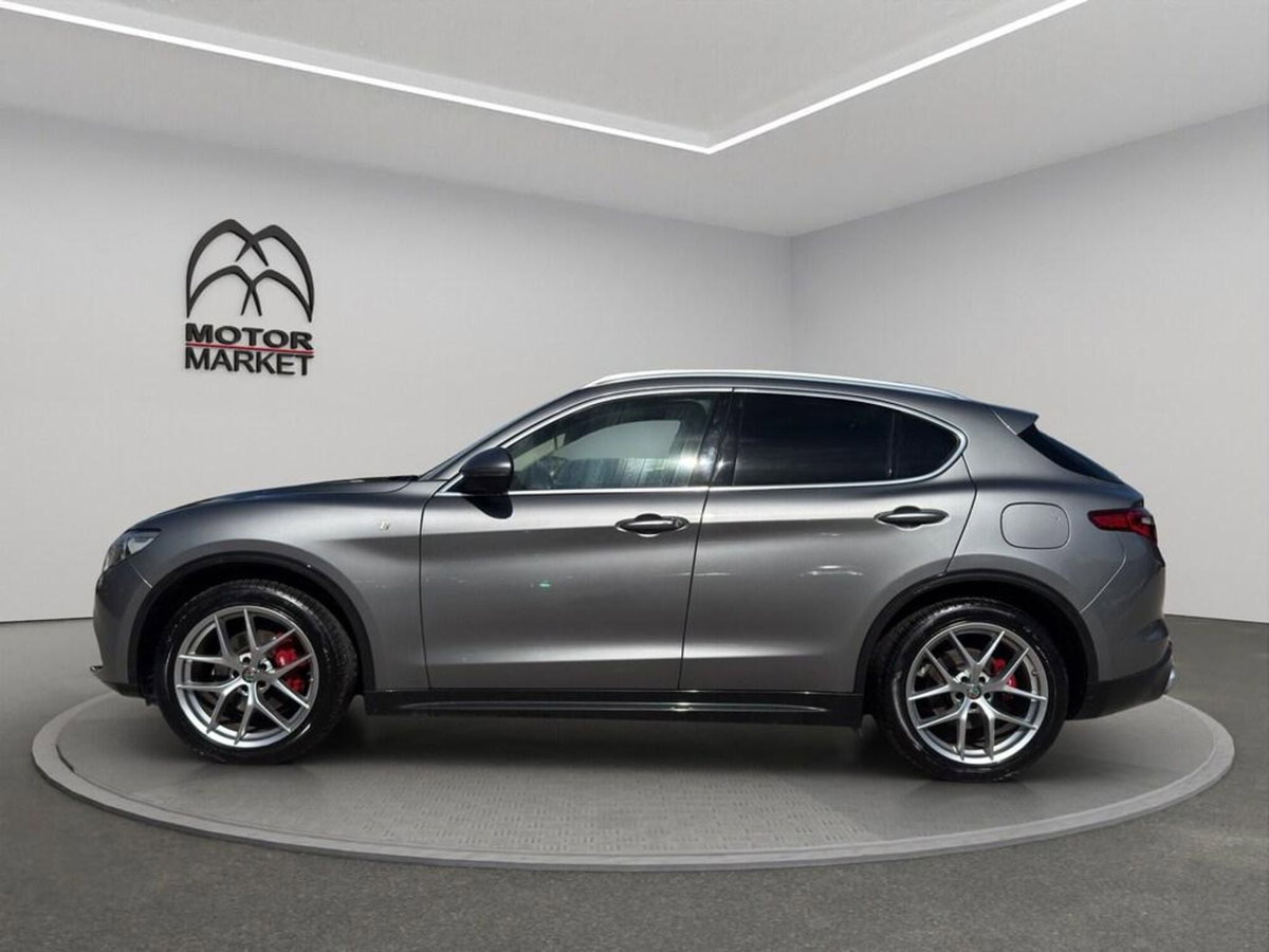Alfa Romeo Stelvio Stelvio 2.0 Turbo 280 CV AT8 Q4 Ti (5)