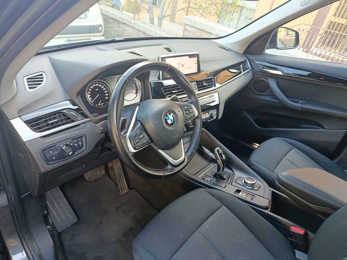 BMW X1 sDrive18d xLine Plus (12)