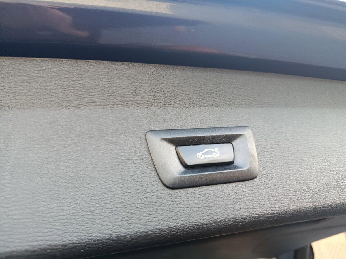BMW X1 sDrive18d xLine Plus (19)
