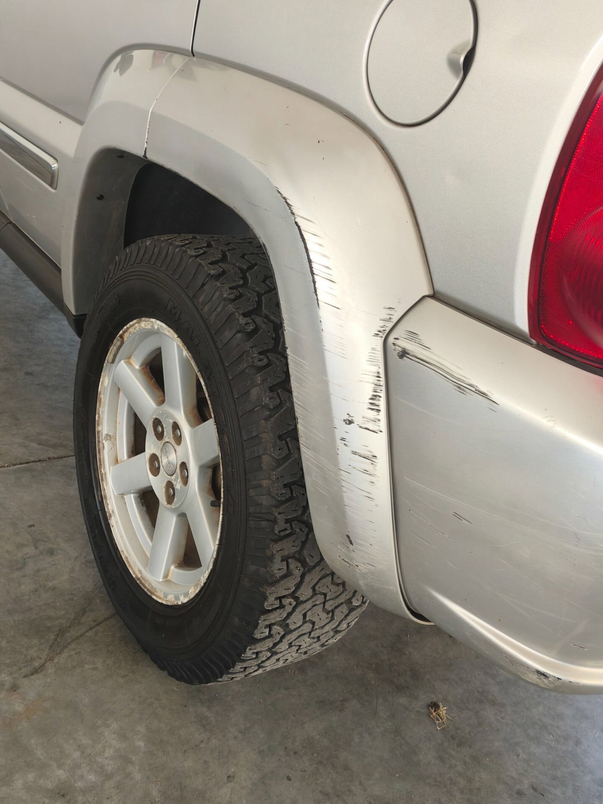 Jeep Cherokee 2.8 CRD Limited (10)