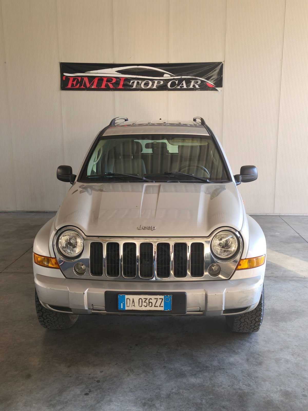 Jeep Cherokee 2.8 CRD Limited (3)