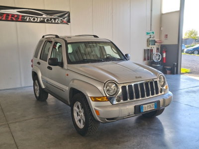 Jeep Cherokee 2.8 CRD Limited (4)