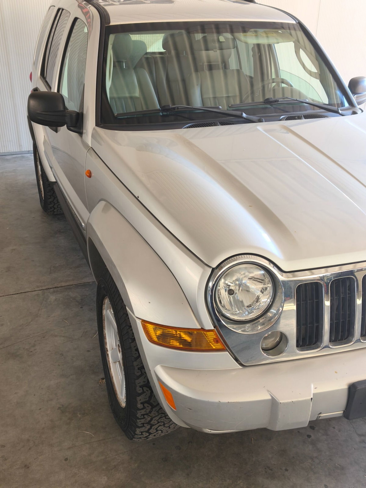 Jeep Cherokee 2.8 CRD Limited (6)