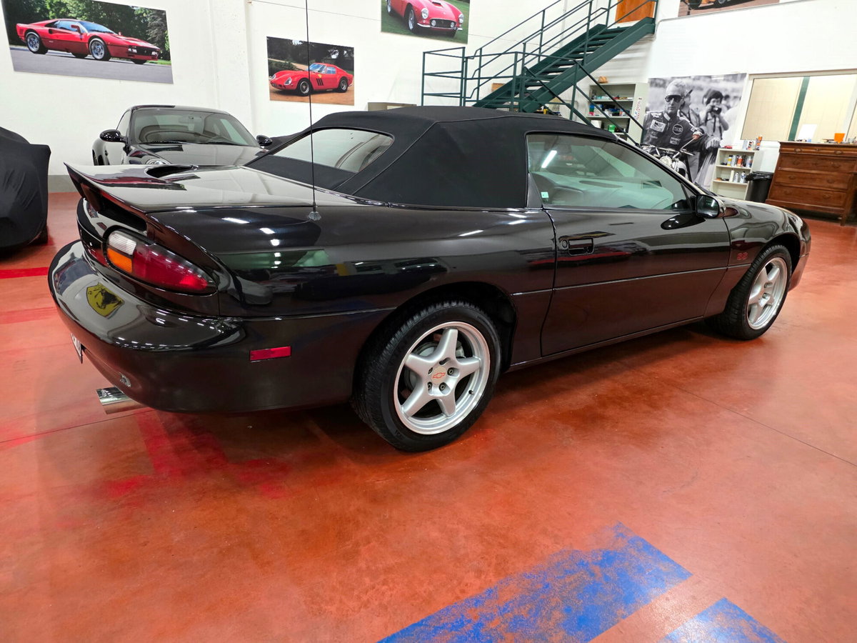 Chevrolet Camaro Cabrio 6.2L V8 Cabriolet (7)