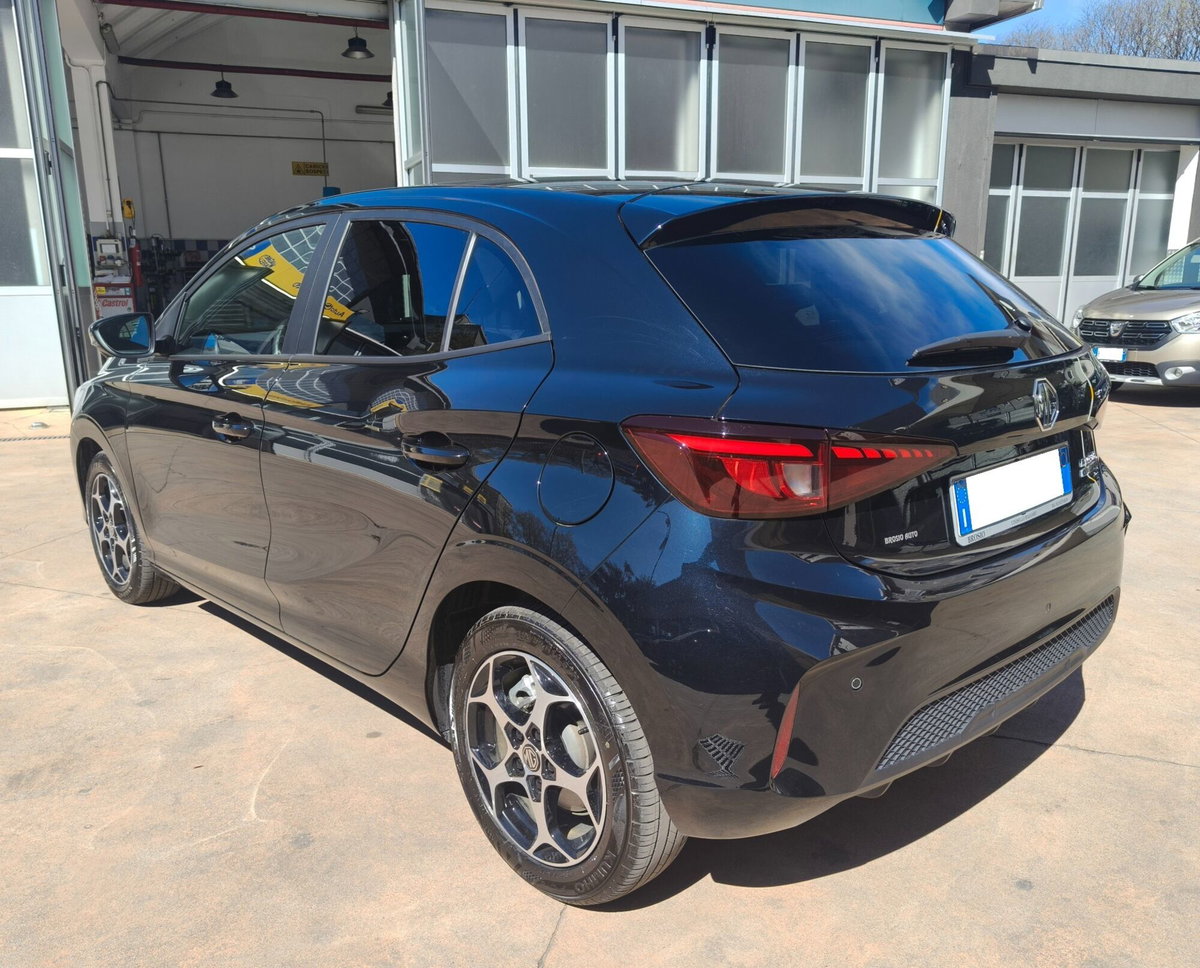 Mg MG3 1.5 hybrid+ Luxury auto (4)