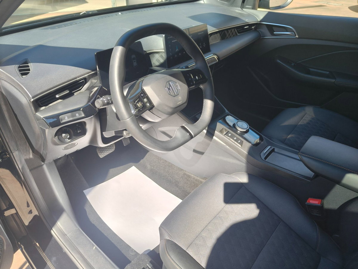 Mg MG3 1.5 hybrid+ Luxury auto (5)
