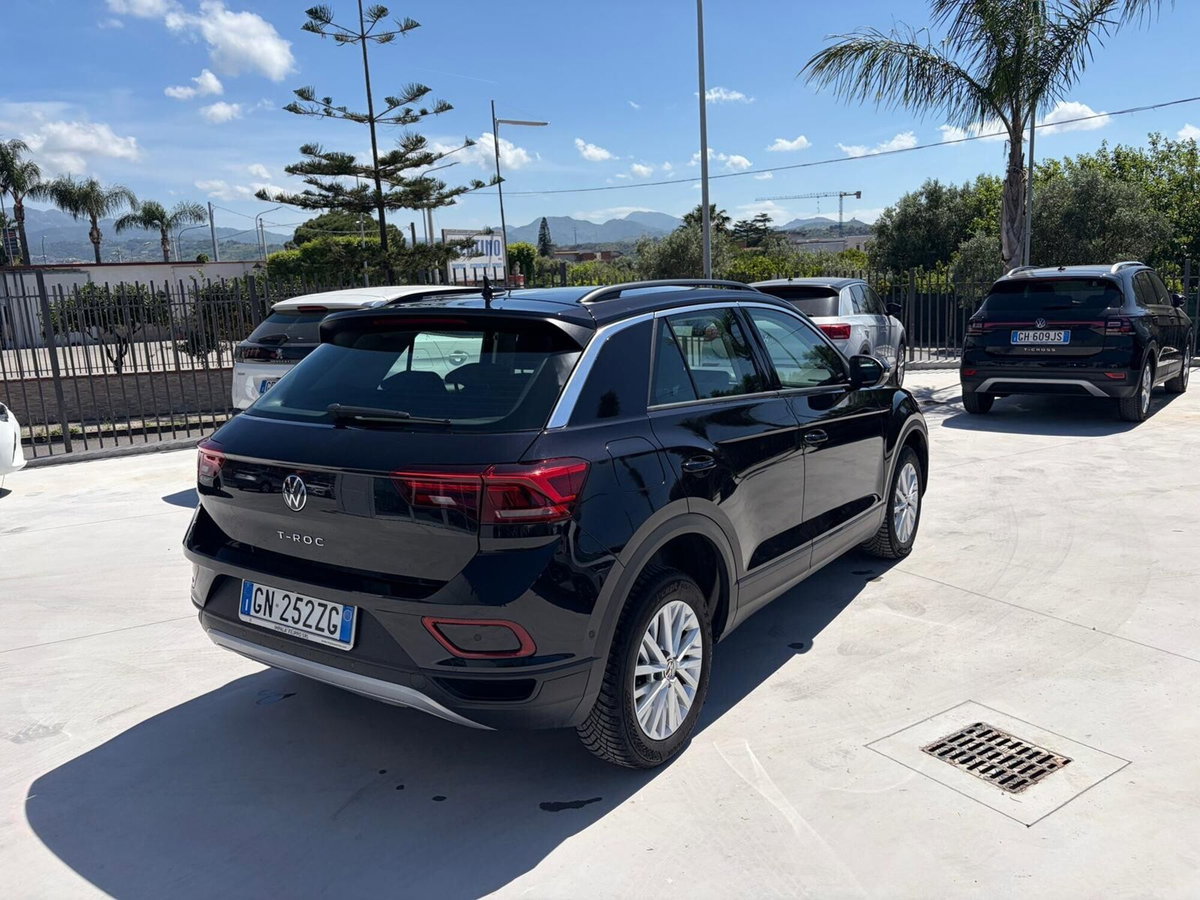 Volkswagen T-Roc 2.0 tdi Life 115cv (3)