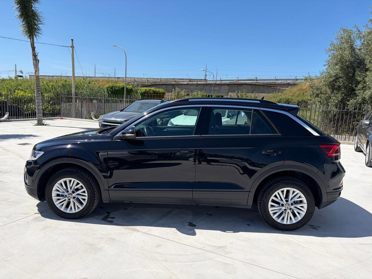 Volkswagen T-Roc 2.0 tdi Life 115cv (4)