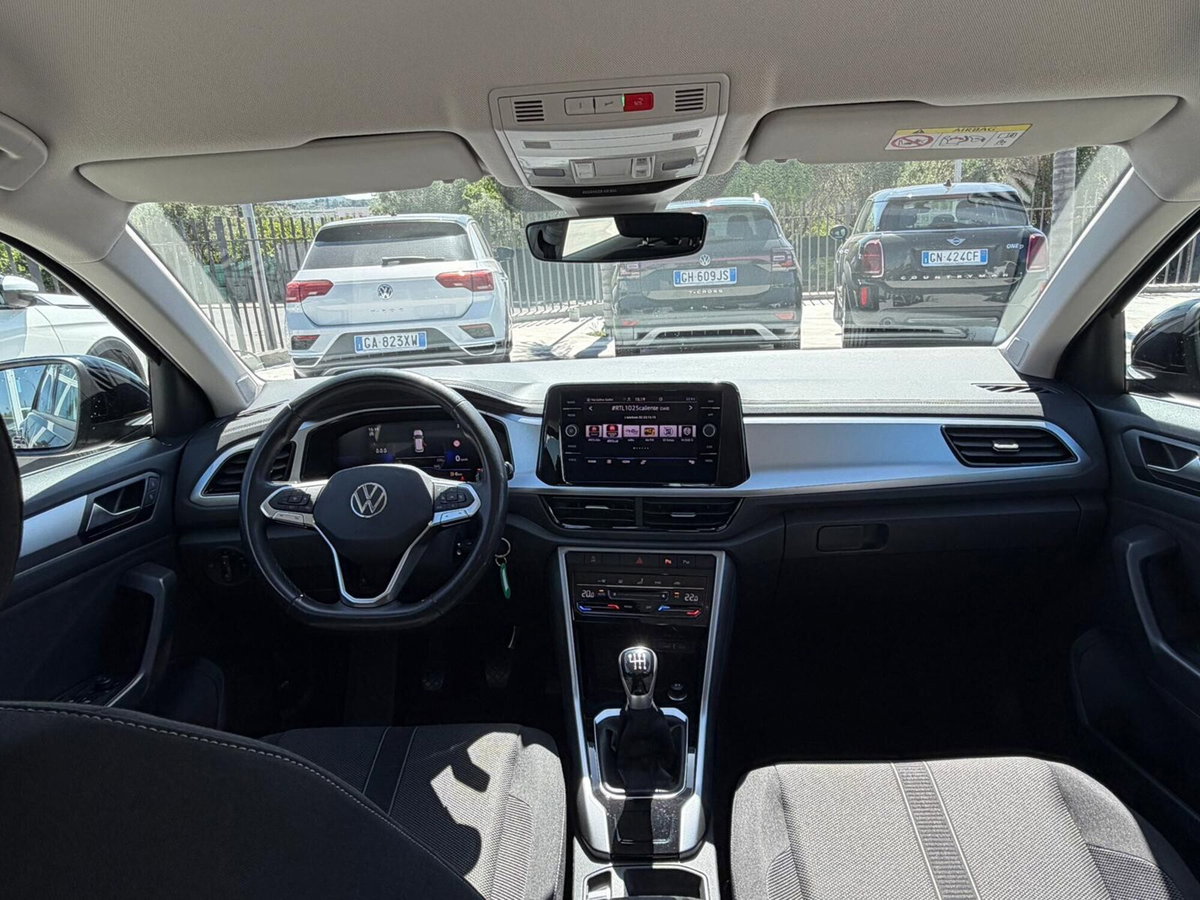 Volkswagen T-Roc 2.0 tdi Life 115cv (8)