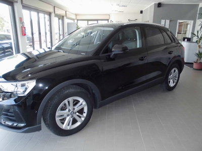 Audi Q3 35 TDI quattro S tronic Business Advanced (2)