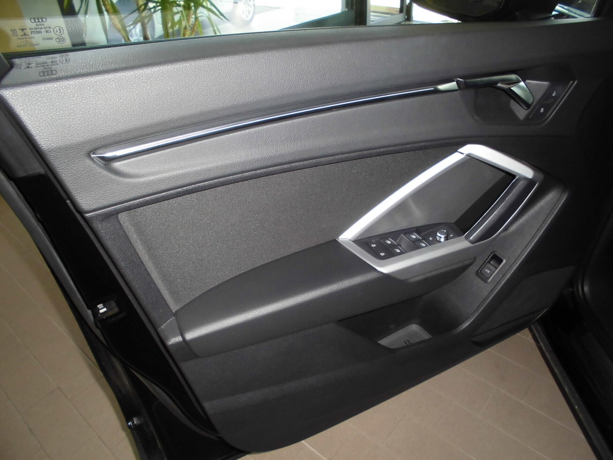 Audi Q3 35 TDI quattro S tronic Business Advanced (6)