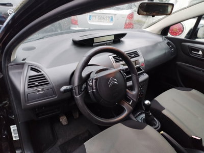 Citroen C4 1.4 16V (11)
