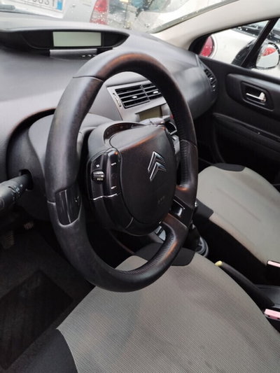Citroen C4 1.4 16V (12)