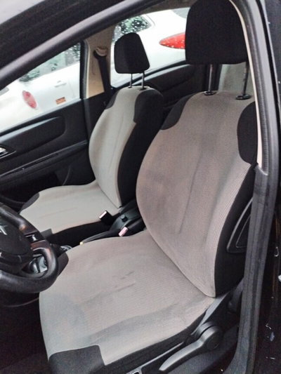 Citroen C4 1.4 16V (14)