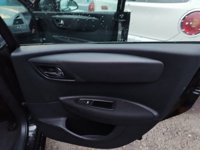 Citroen C4 1.4 16V (19)