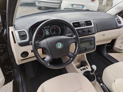 Skoda Roomster 16V Sport (13)
