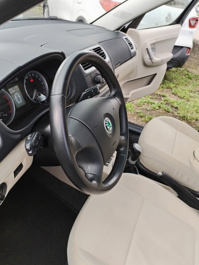 Skoda Roomster 16V Sport (14)