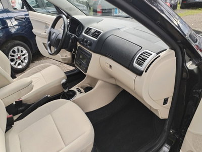 Skoda Roomster 16V Sport (16)