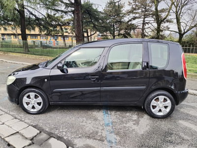Skoda Roomster 16V Sport (2)