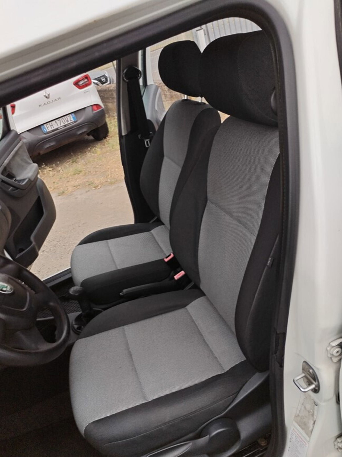 Skoda Roomster 12V 70CV Roomster (14)