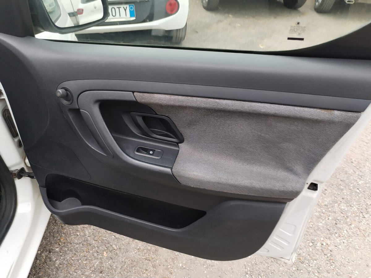 Skoda Roomster 12V 70CV Roomster (15)
