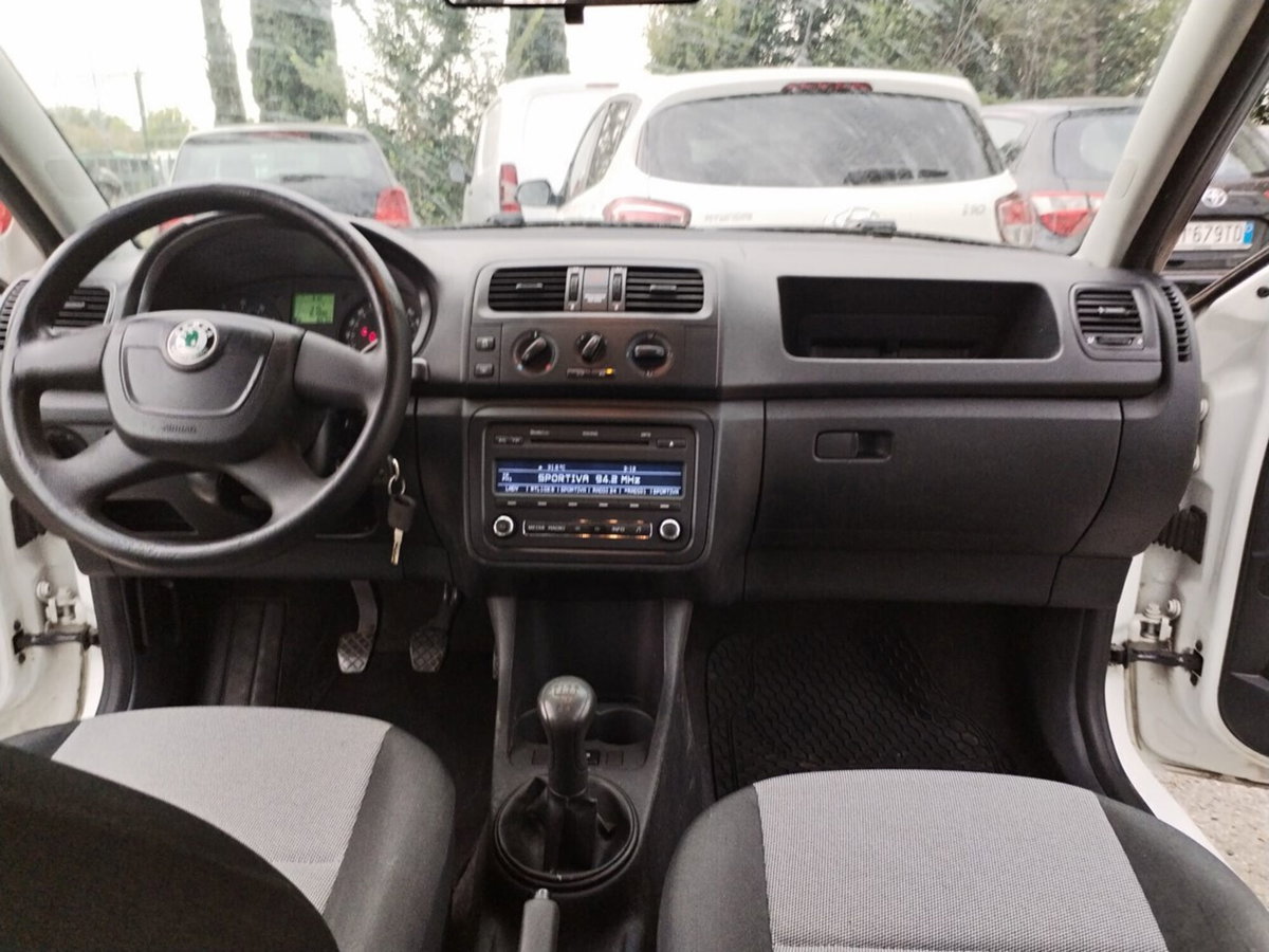 Skoda Roomster 12V 70CV Roomster (18)