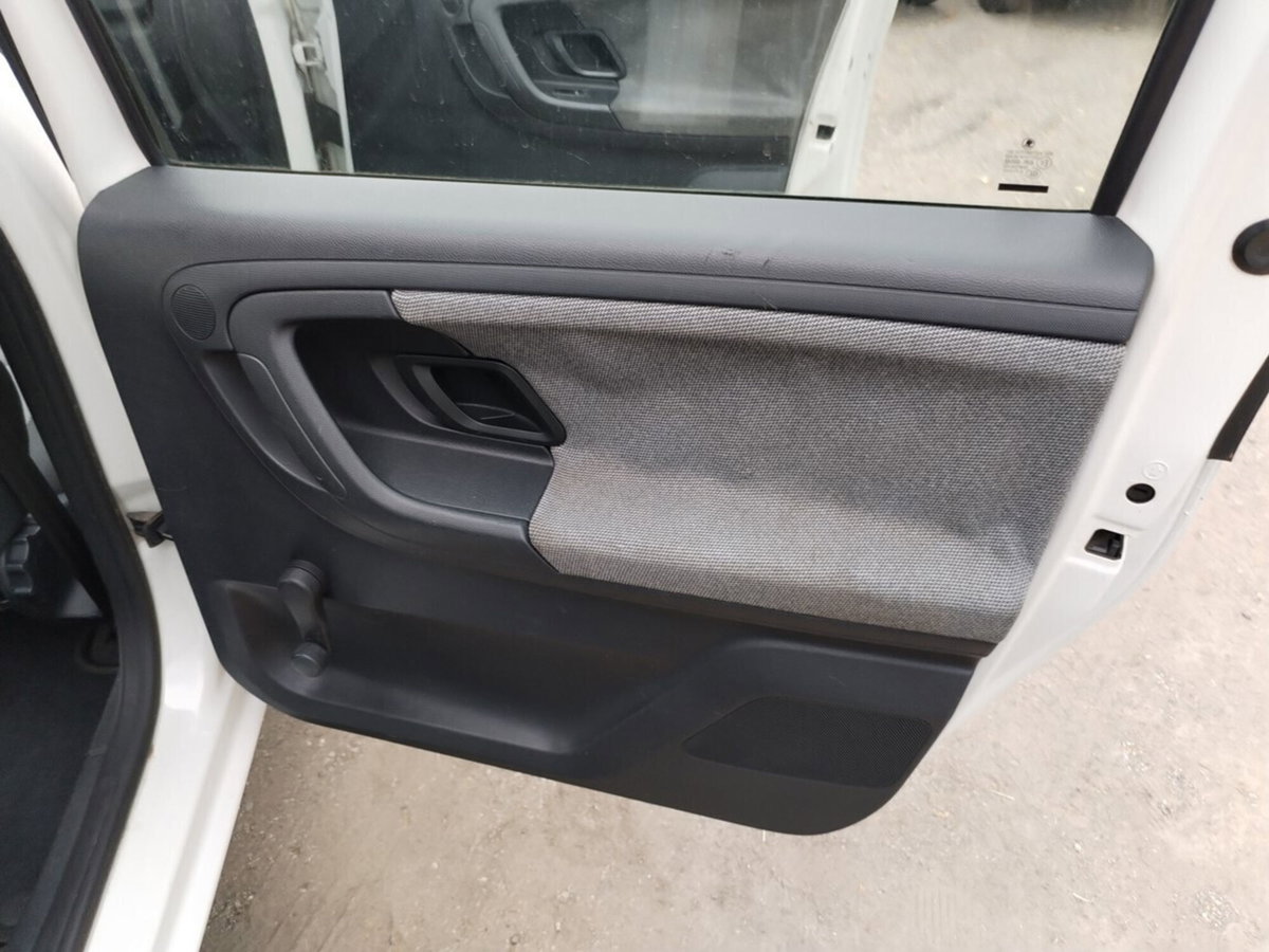Skoda Roomster 12V 70CV Roomster (19)