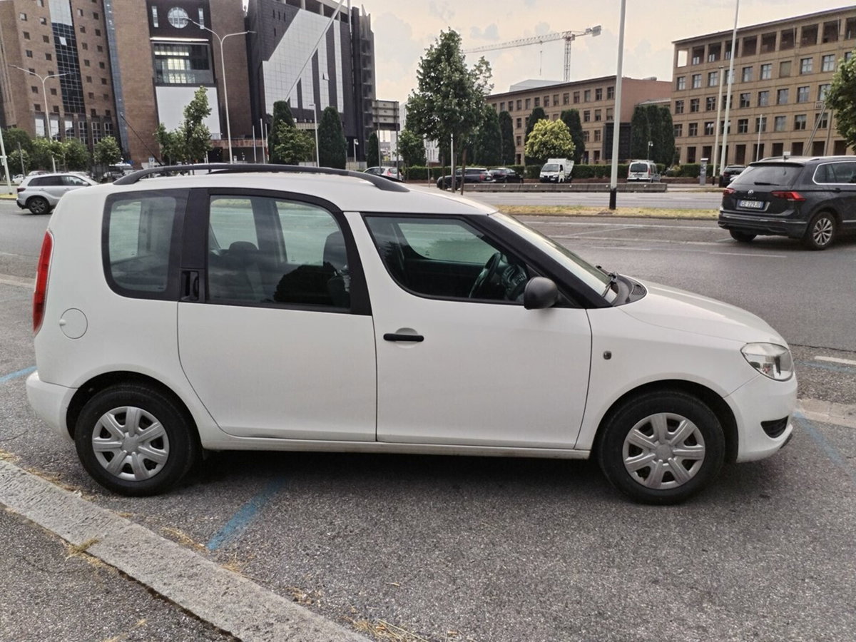 Skoda Roomster 12V 70CV Roomster (6)