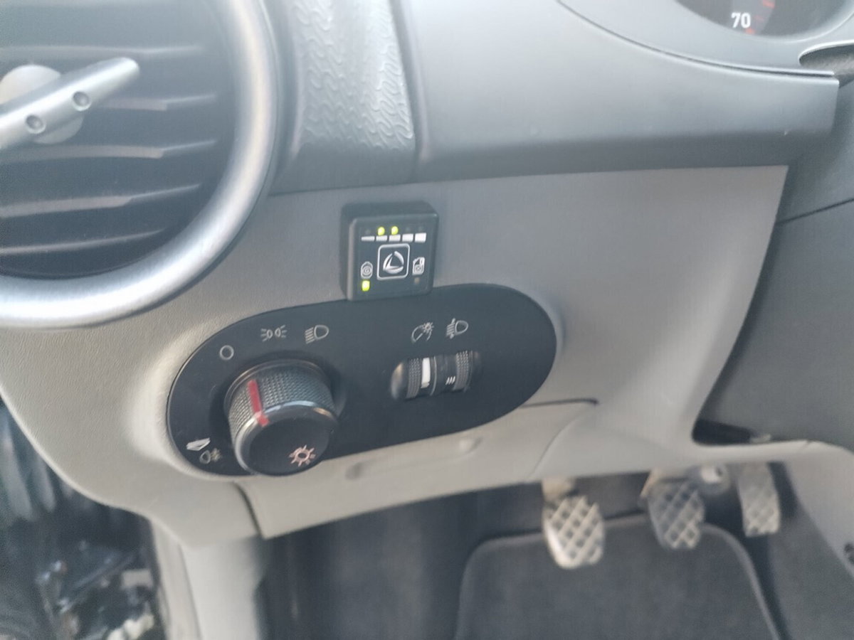 SEAT Ibiza 1.2 12V 70CV 3p. Free Dual (15)