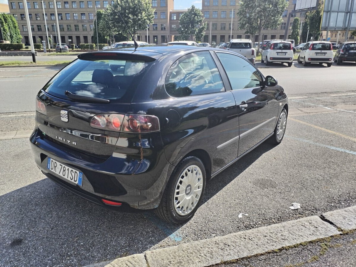 SEAT Ibiza 1.2 12V 70CV 3p. Free Dual (7)