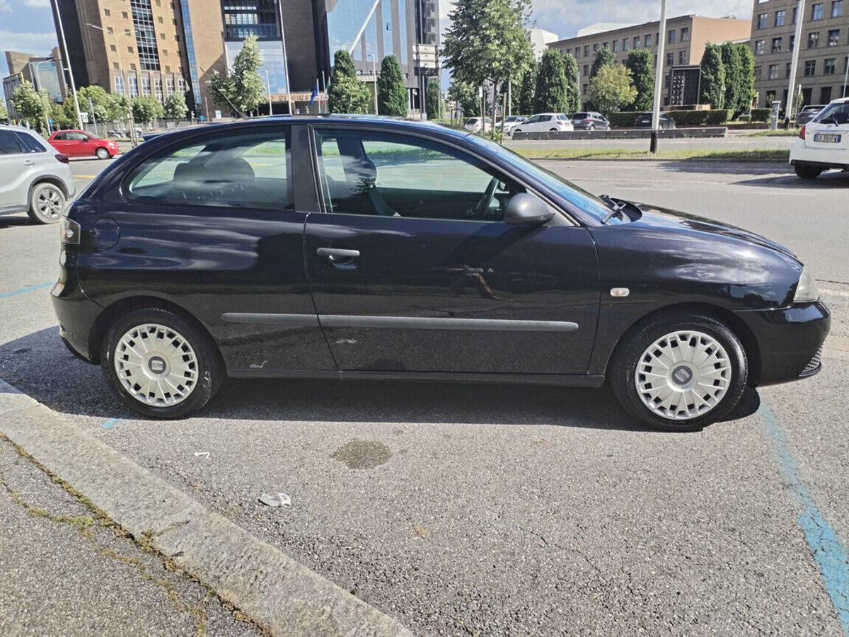 SEAT Ibiza 1.2 12V 70CV 3p. Free Dual (8)
