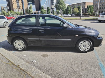 SEAT Ibiza 1.2 12V 70CV 3p. Free Dual (8)