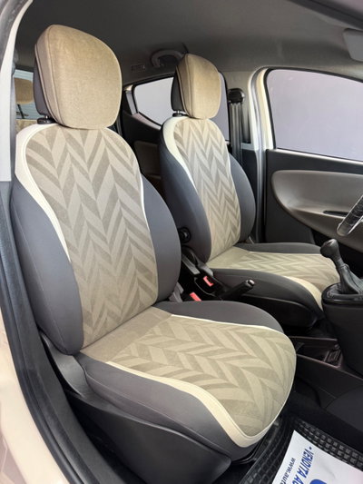 Lancia Ypsilon 1.3 MJT 16V 95 CV 5 porte S&S Platinum (15)