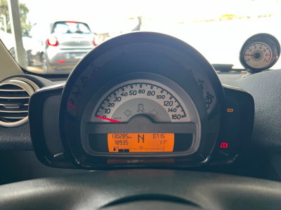 smart Fortwo 1000 52 kW MHD coupé pulse (14)