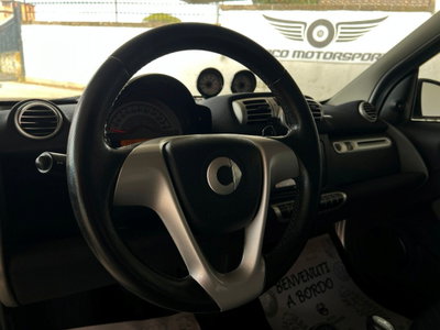 smart Fortwo 1000 52 kW MHD coupé pulse (16)