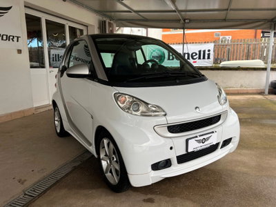 smart Fortwo 1000 52 kW MHD coupé pulse (2)