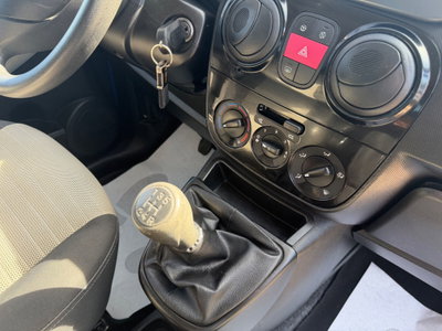 Fiat Qubo 1.3 MJT 75 CV Trekking (15)