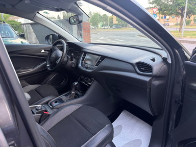 Opel Grandland X 2.0 diesel Ecotec Start&Stop aut. Innovation (11)