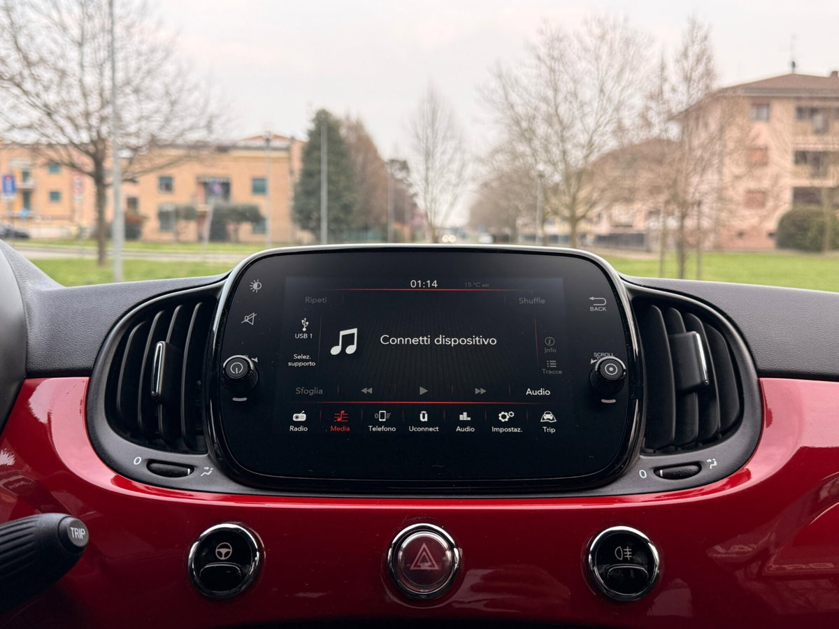 Fiat 500 1.0 Hybrid Red (13)