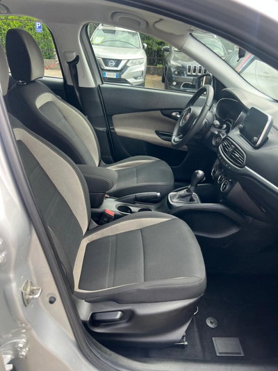 Fiat Tipo Station Wagon Tipo 1.6 Mjt S&S DCT SW Lounge (10)
