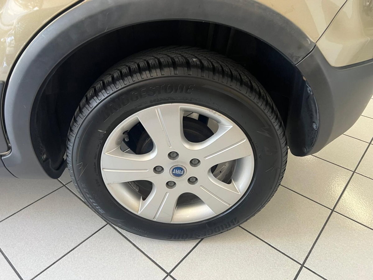 Fiat Sedici 1.9 MJT 4x4 Emotion (7)