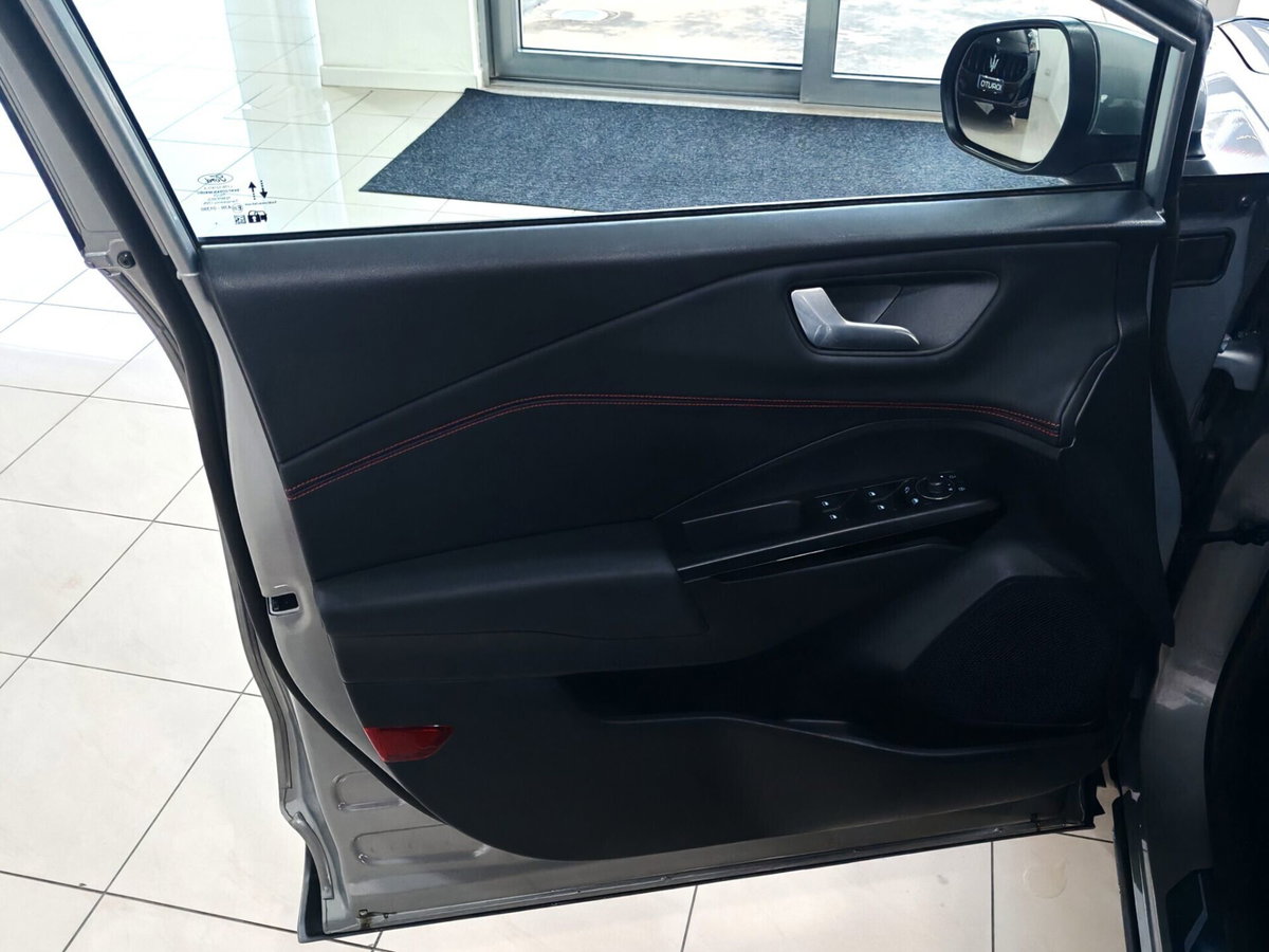 Ford Puma 1.0 EcoBoost Hybrid 125 CV S&S ST-Line Design 2 (6)