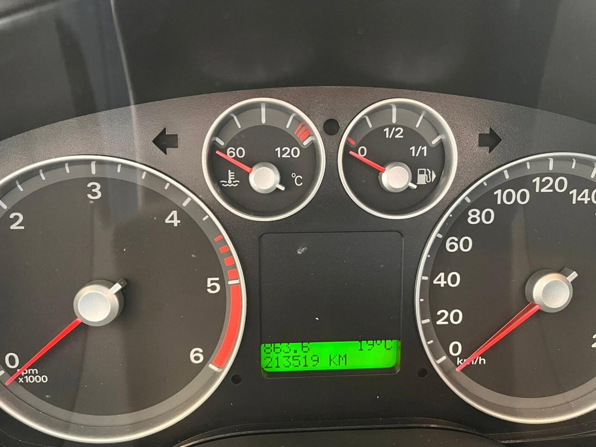 Ford C-Max 1.6 TDCi 110 CV Titanium DPF (12)