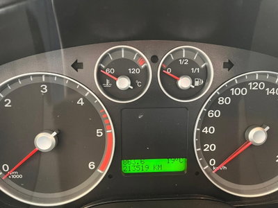 Ford C-Max 1.6 TDCi 110 CV Titanium DPF (12)