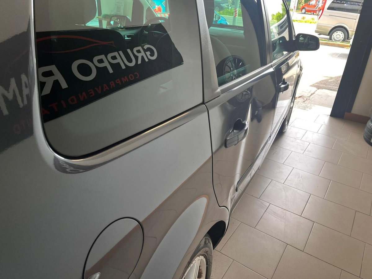 Ford C-Max 1.6 TDCi 110 CV Titanium DPF (8)