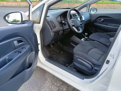 Kia Rio 1.1 CRDi 5p. Active Collection (7)