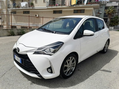 Toyota Yaris 1.D-4D 5 porte Lounge usata