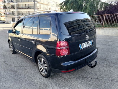 Volkswagen Touran TDI 105CV DPF Trendline (6)